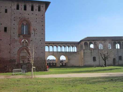 Visite guidate e guide turistiche a Vigevano: la loggia delle dame